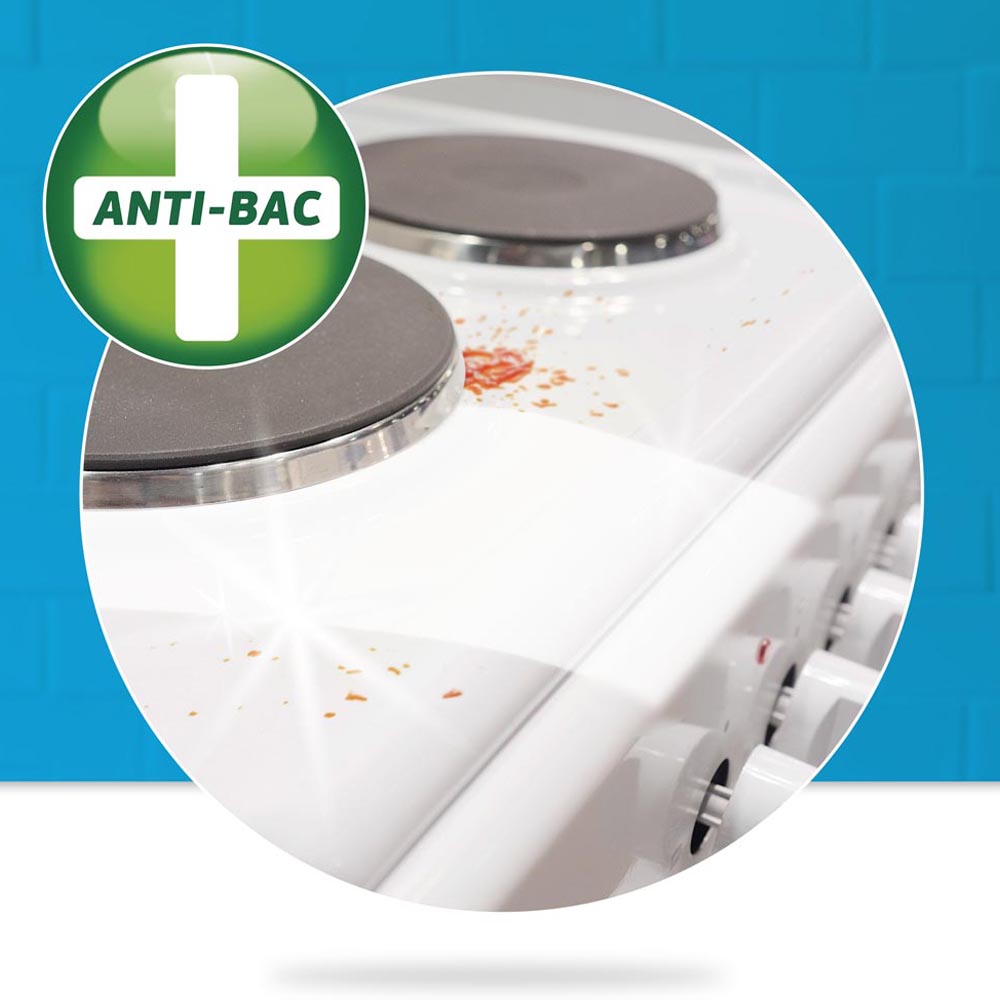 Flash Ultimate Bathroom Anti-Bacterial Cleaning Spray 750ml Image 3
