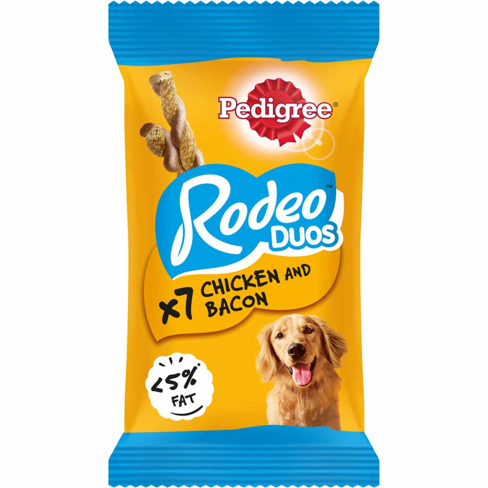 Pedigree Rodeo Duos Adult Dog Treats Chicken & Bacon 7 Chews 123g Image 1