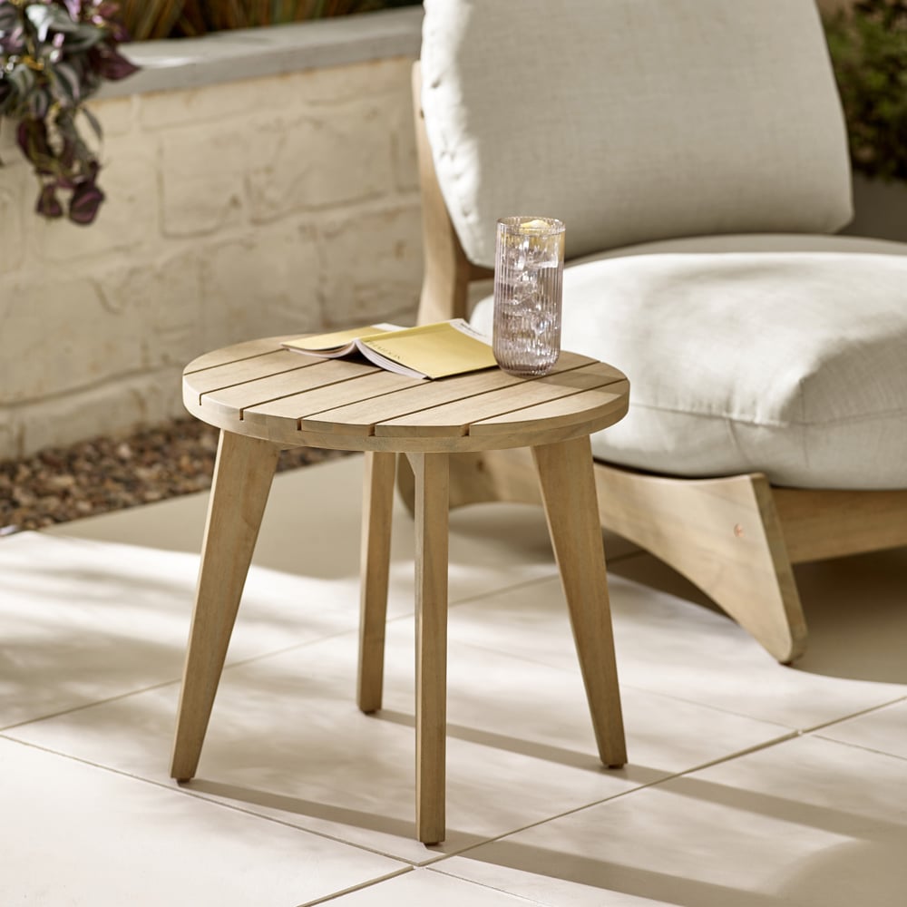 Furniturebox Niort Round Wooden Outdoor Side Table Image 5