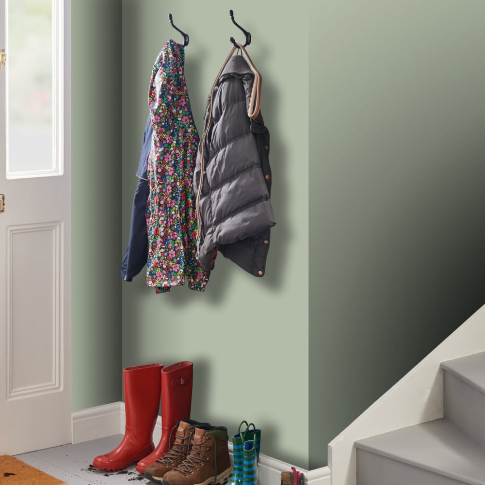 Wilko Tough & Washable English Sage Matt Emulsion Paint 5L Image 5