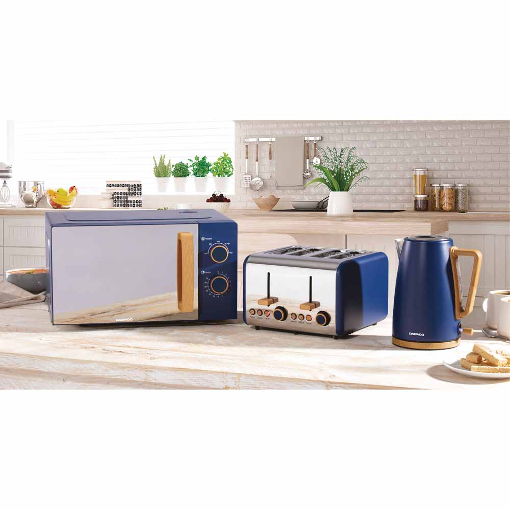 Daewoo Blue Skandia 4 Slice Toaster Image 4