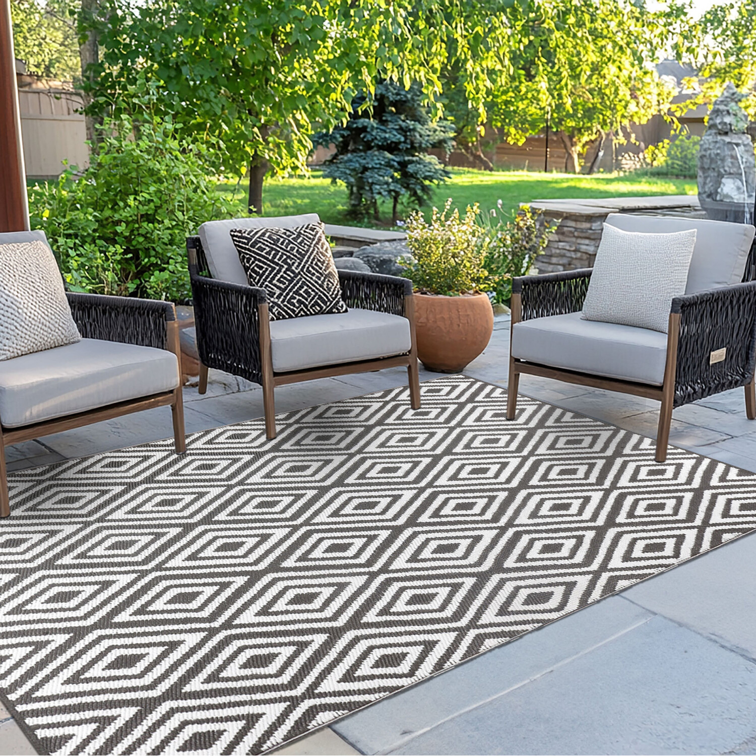 Hamilton Geo Reversible Outdoor Rug - Charcoal Grey Image 3