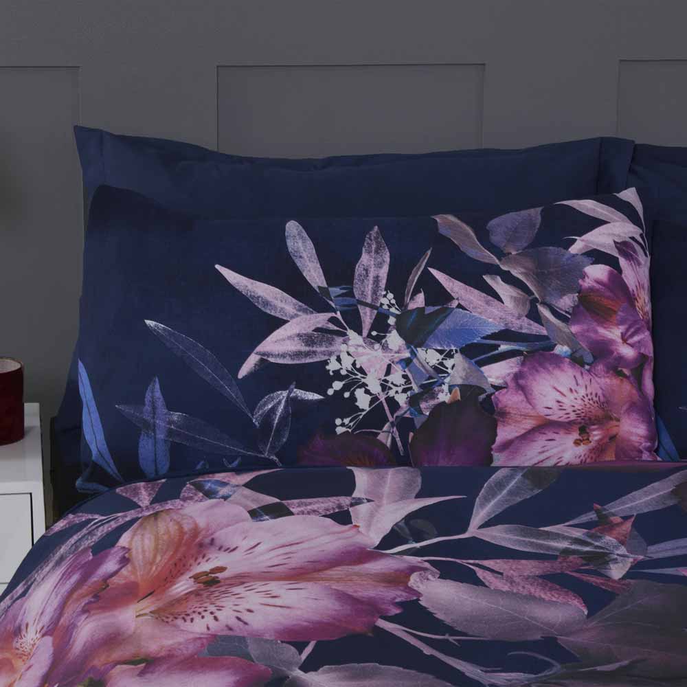 Sleepdown Floral Duvet Set Navy Single Image 2