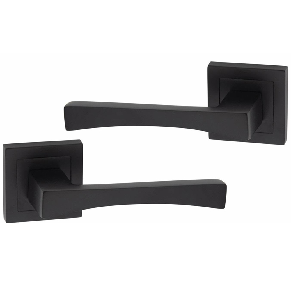 Golden Grace Matt Black Wave Door Handle Set 4 Pack Image 3