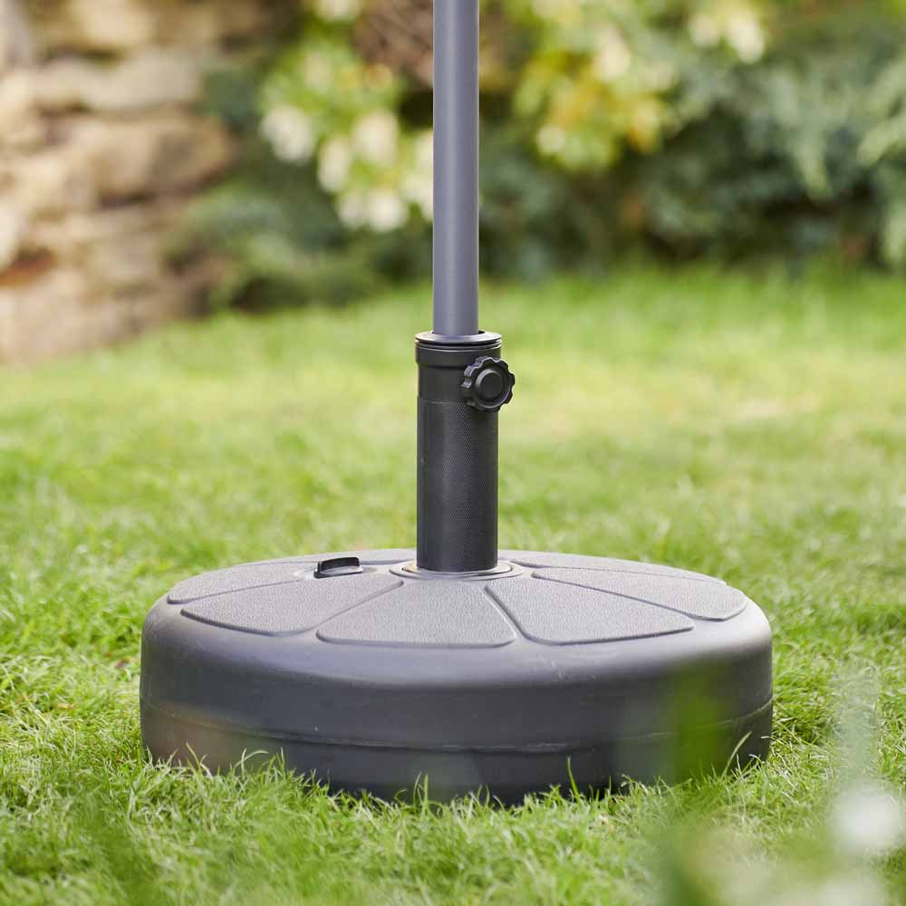 Wilko Water Parasol Base 22L Wilko