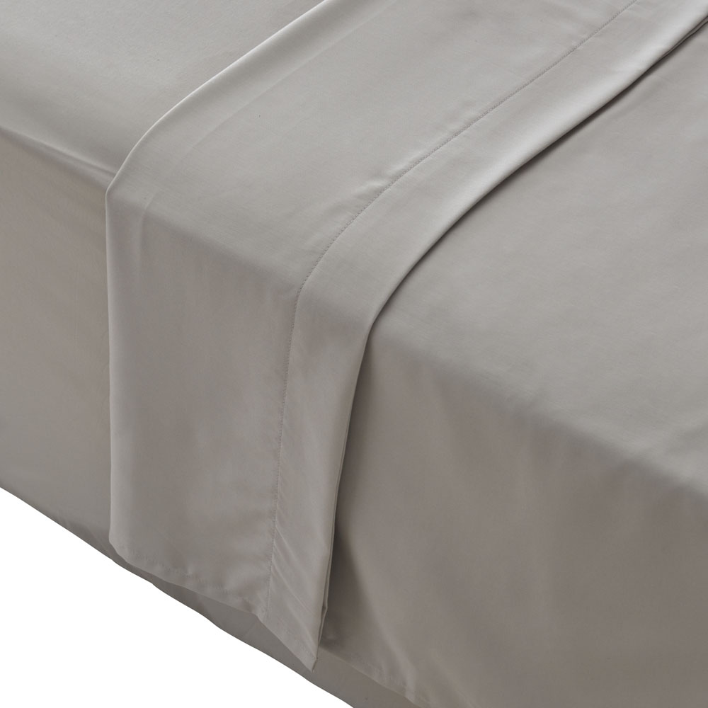 Wilko Best Silver 300 Thread Count Super King Percale Flat Sheet Image 1