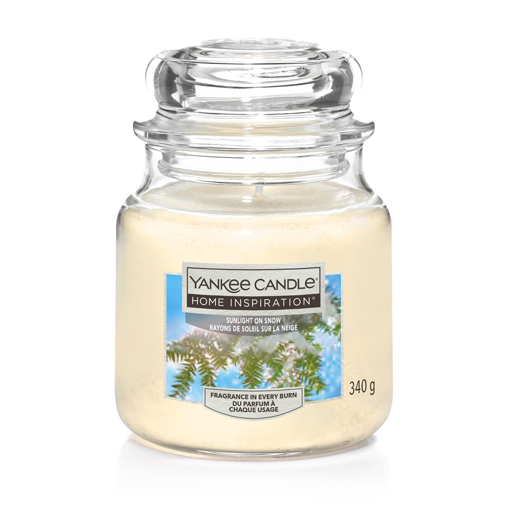 Yankee Candle Medium Jar Sunlight on Snow 340g Wilko