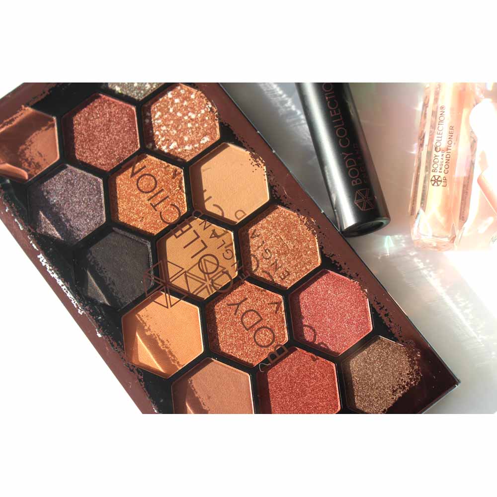 Body Collection Large Eyeshadow Palette Sunset Image 6