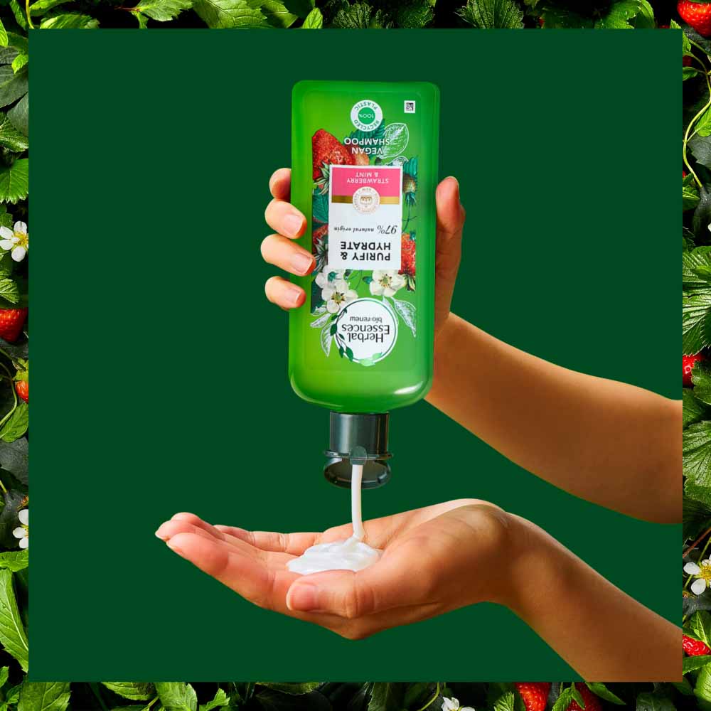 Herbal Essences Bio Renew Strawberry and Mint Shampoo 400ml Image 6