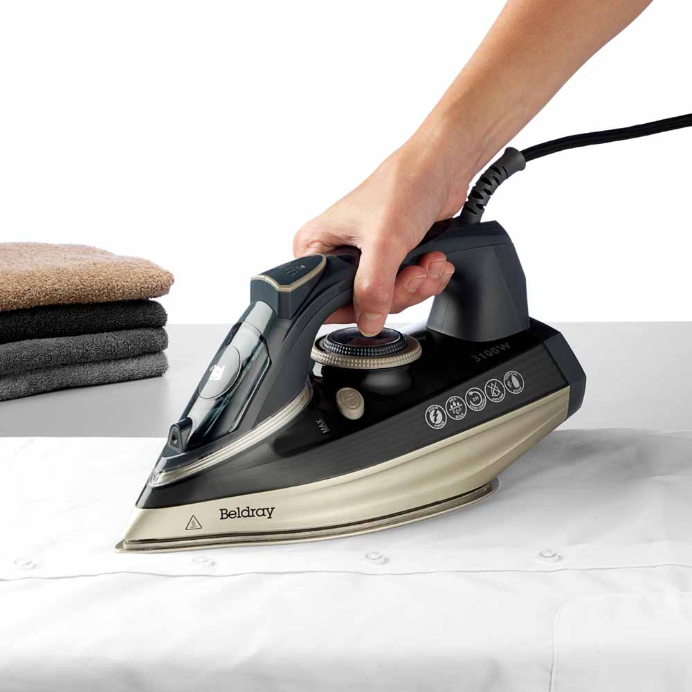 Beldray Platinum Ceramic Iron 3100W Image 6