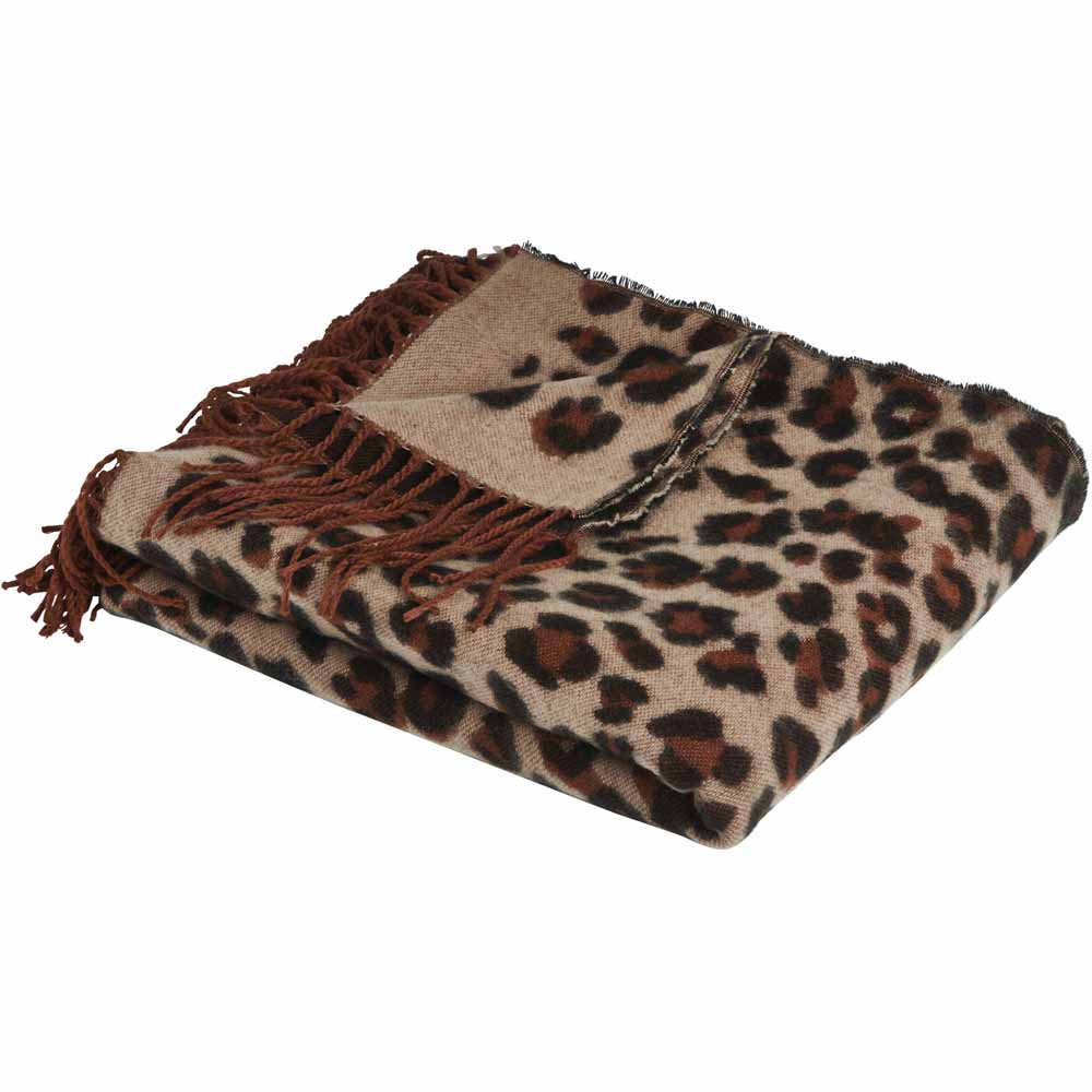 Wilko Leopard Pattern Throw 130x170cm Wilko