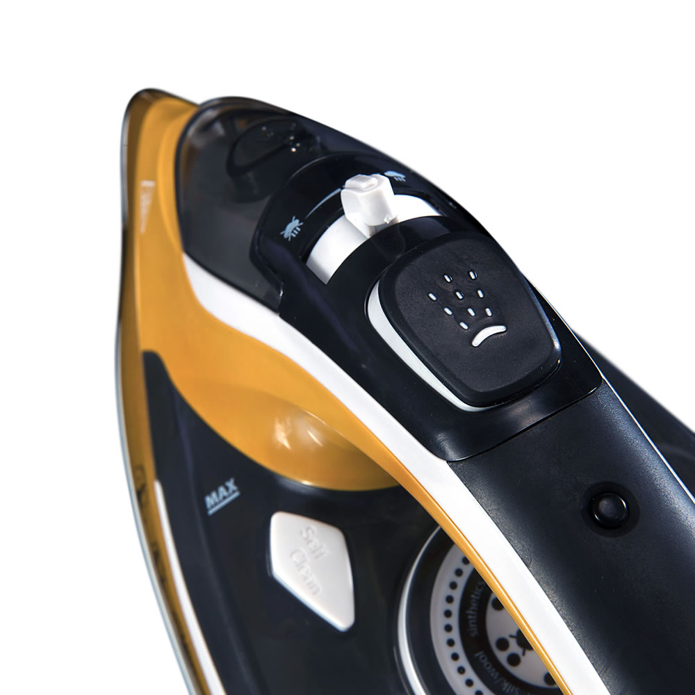 JML Phoenix Gold Free Flight Cordless Steam Iron Image 5