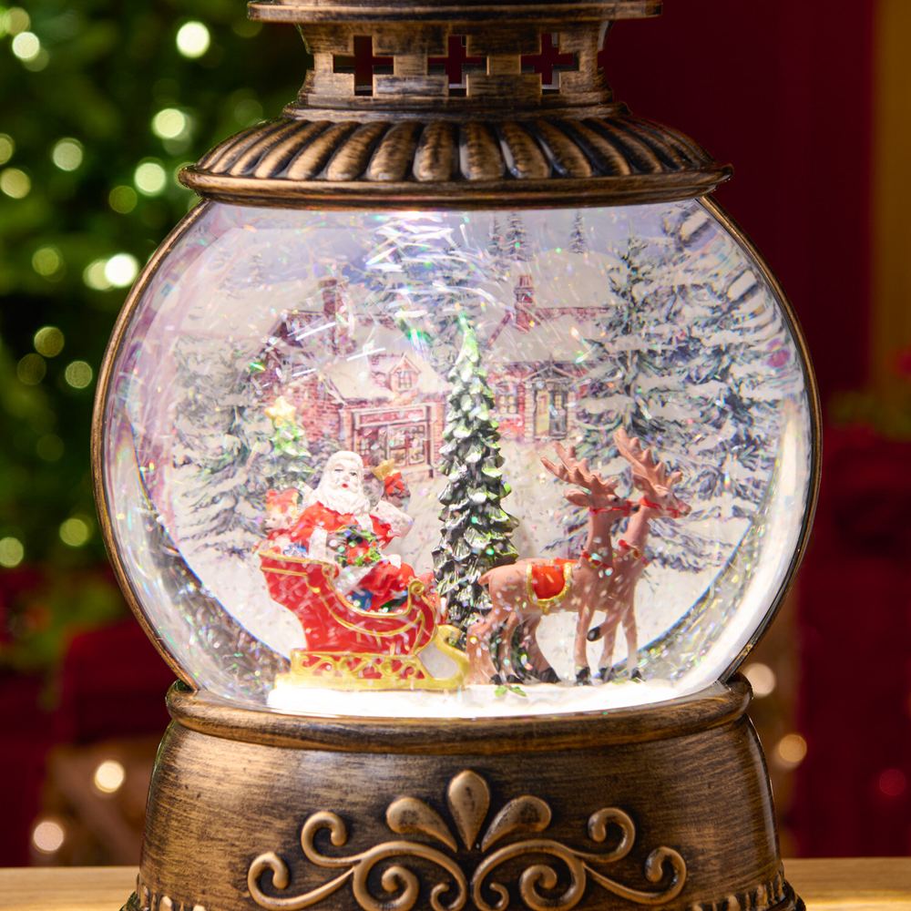 Santa Scene Light Up Glitter Spinner Image 4