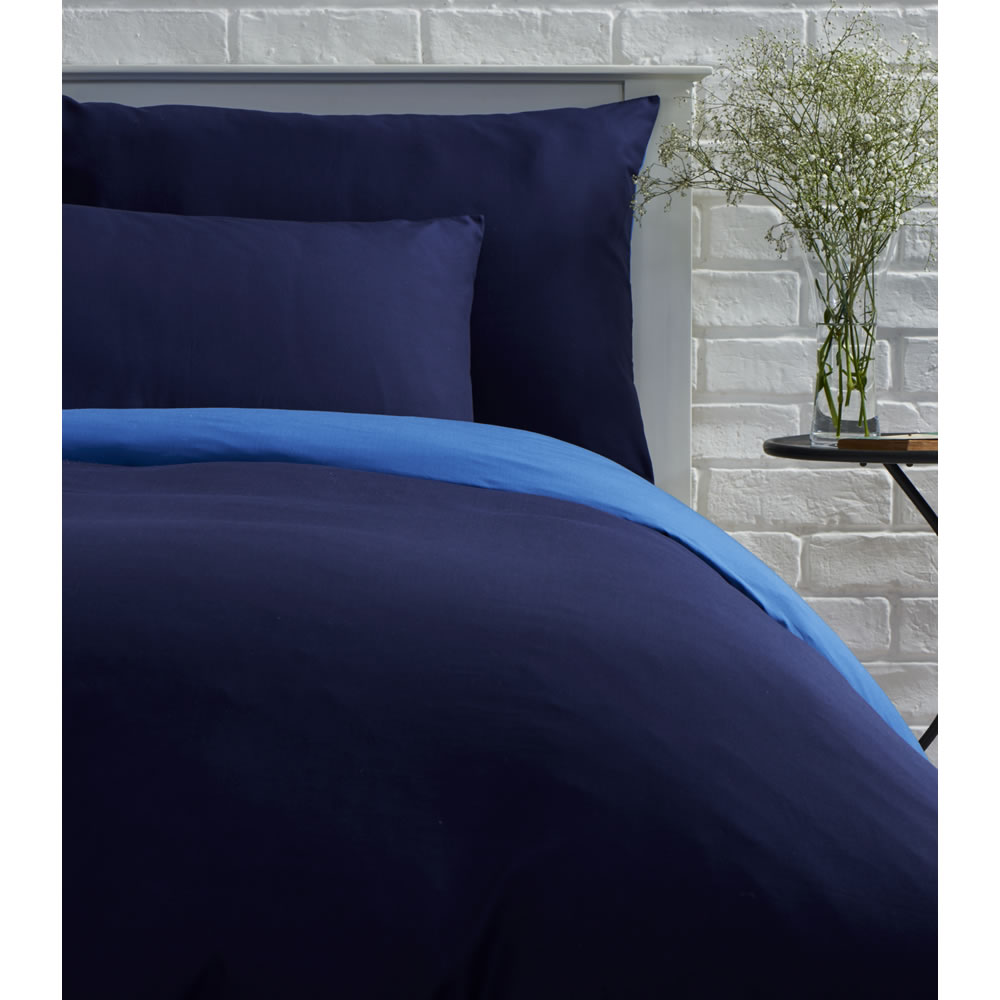 Wilko Navy and Denim Reversible Double Duvet Set Image 1