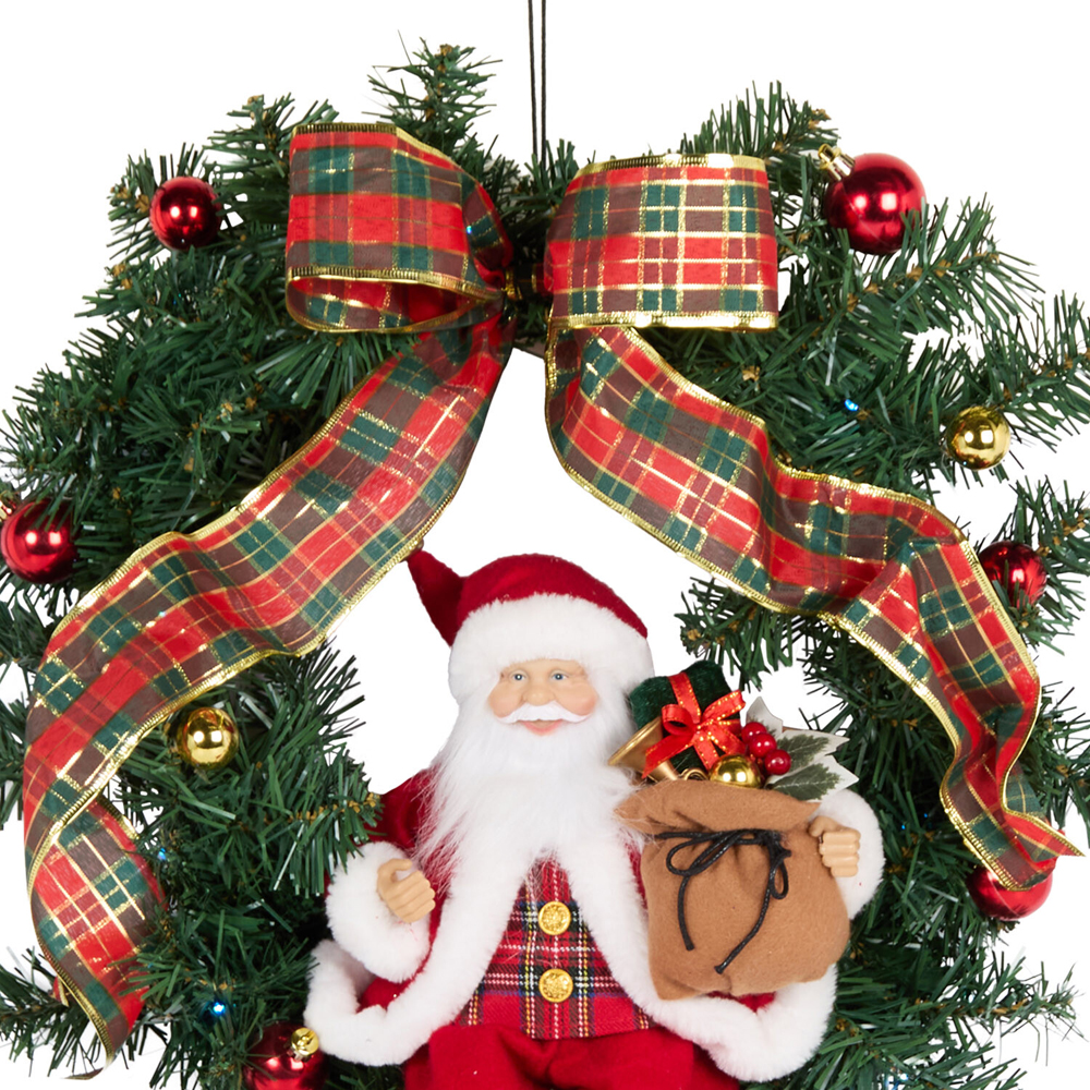 Traditional Santa Wreath Image 3