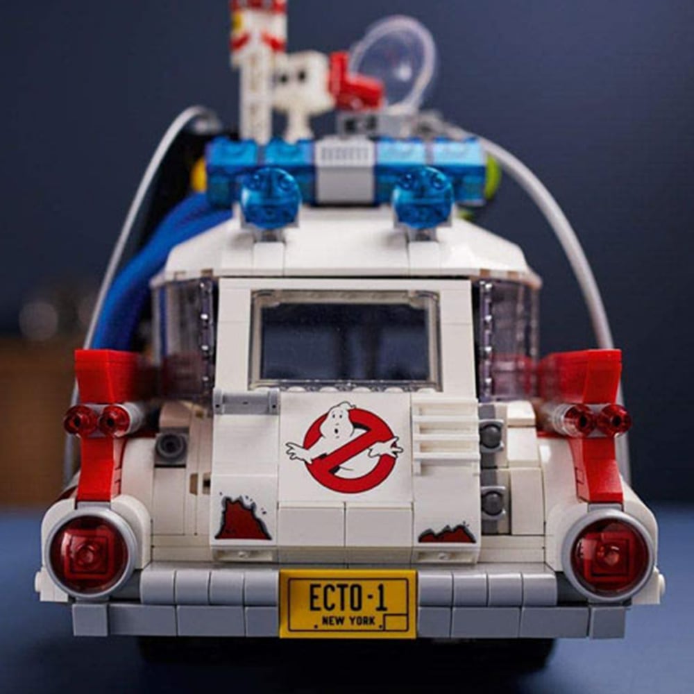 LEGO 10274 Creator Ghostbuster ECTO-1 Car Image 5