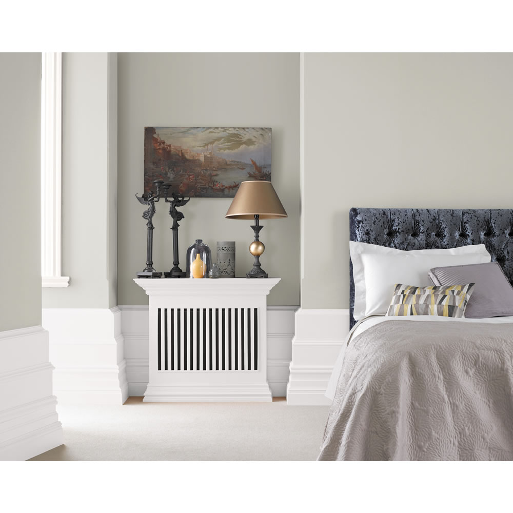 Crown Silk Emulsion Paint Grey Putty 2.5L Wilko