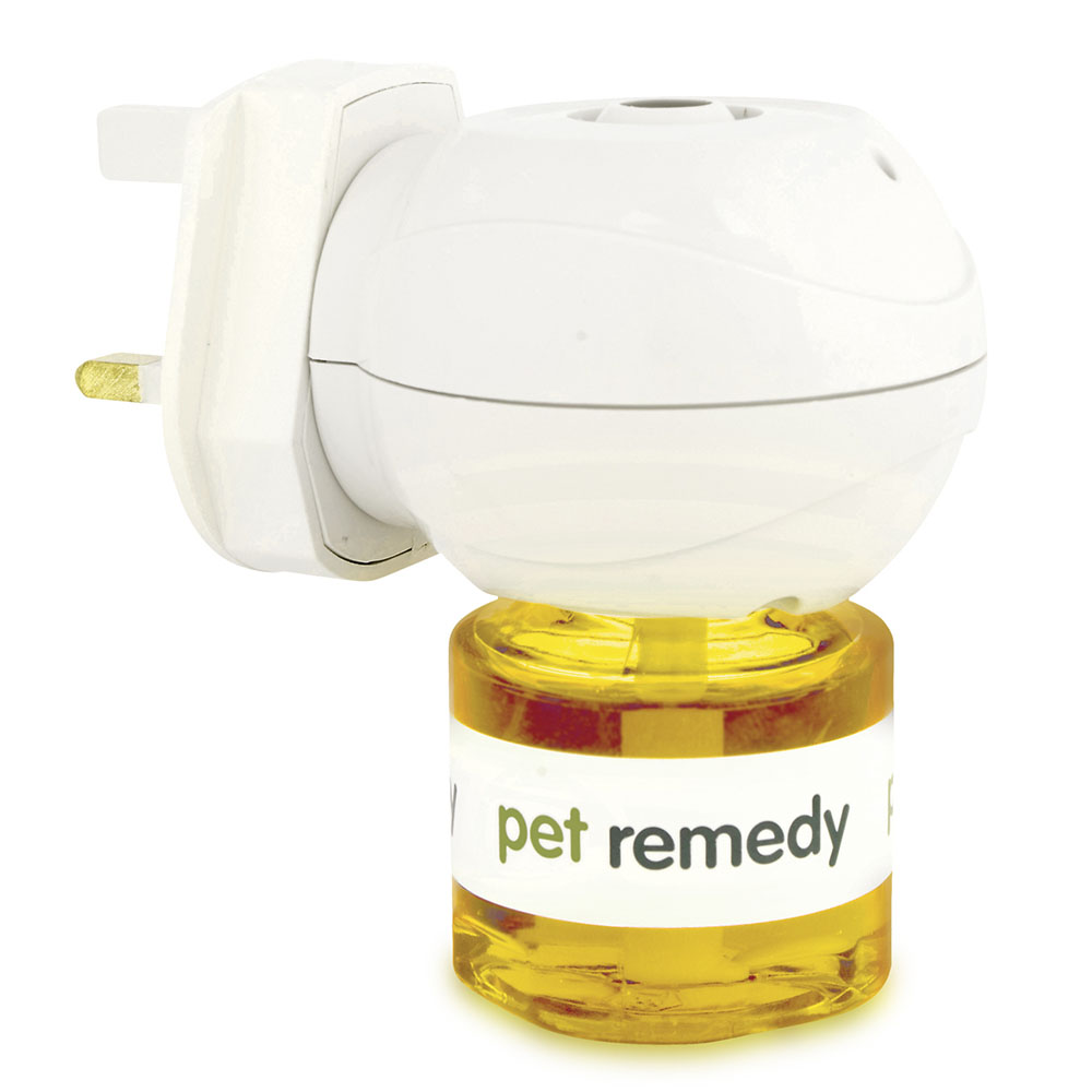 Pet Remedy Plug Diffuser 60 Days Use Image 2