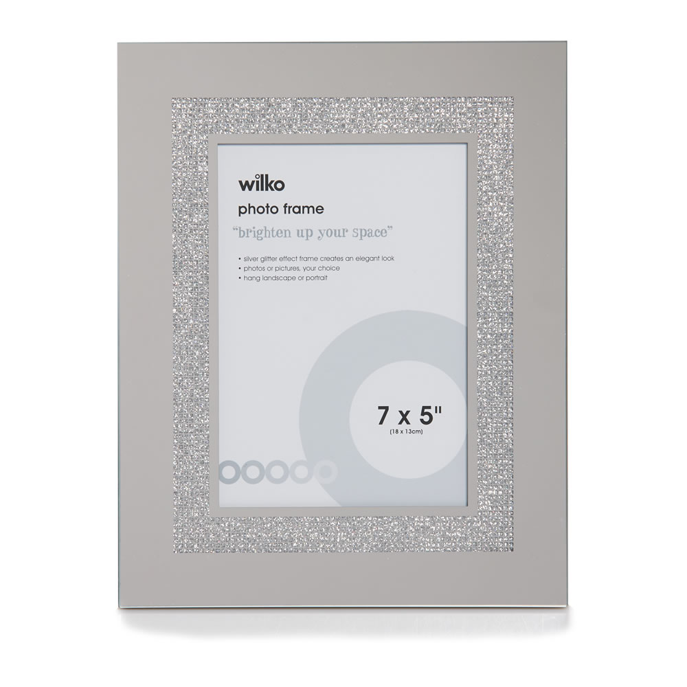 Wilko Glitter Photo Frame Silver 7 x 5 Inch Image 1