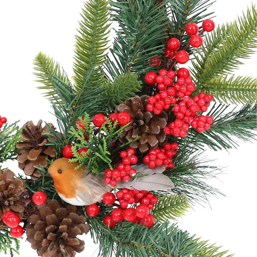 Robin Twig Wreath Image 5