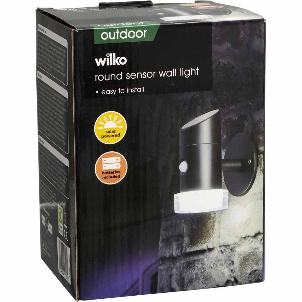 Wilko Round Garden Solar Sensor Wall Light Image 8