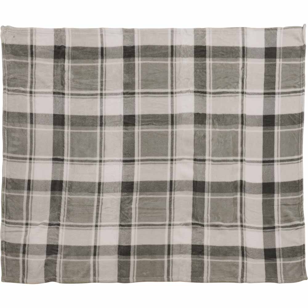 Wilko Grey UltraSoft Check Throw 120 x 150cm Wilko