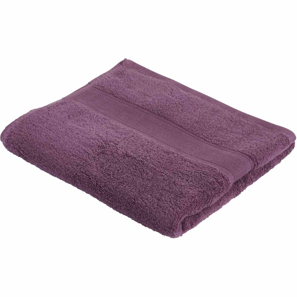 Wilko Supersoft Grape Bath Towel Image 1