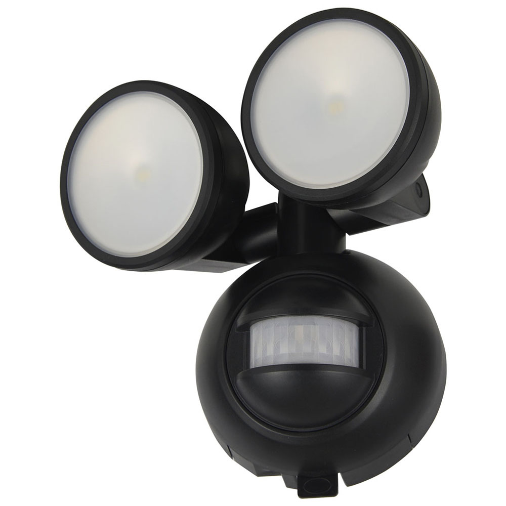 Wilko Battery Operated LED Twin Spot Security Light With PIR Image 2