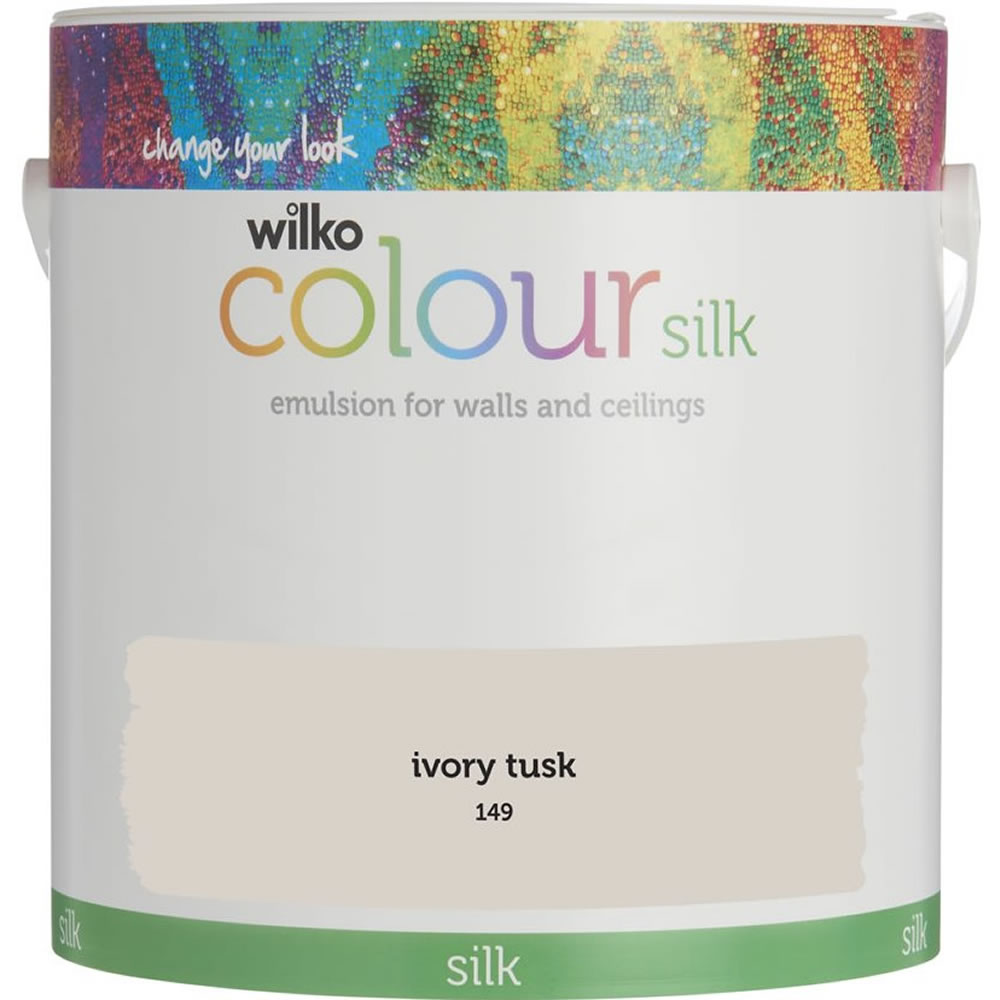 Wilko Ivory Tusk Silk Emulsion Paint 2.5L Image 1