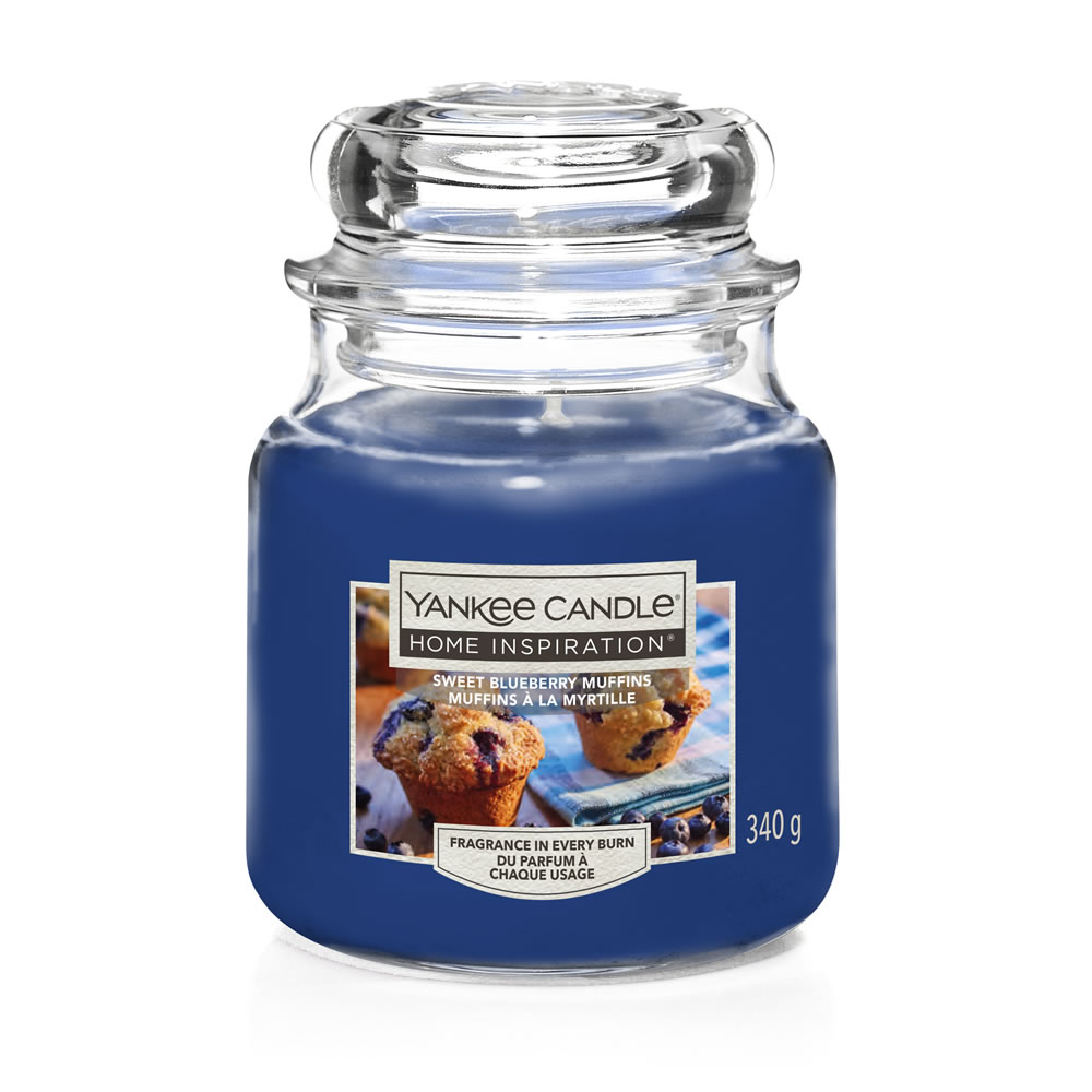 Yankee Candle Sweet Blueberry Muffins Medium Jar Image