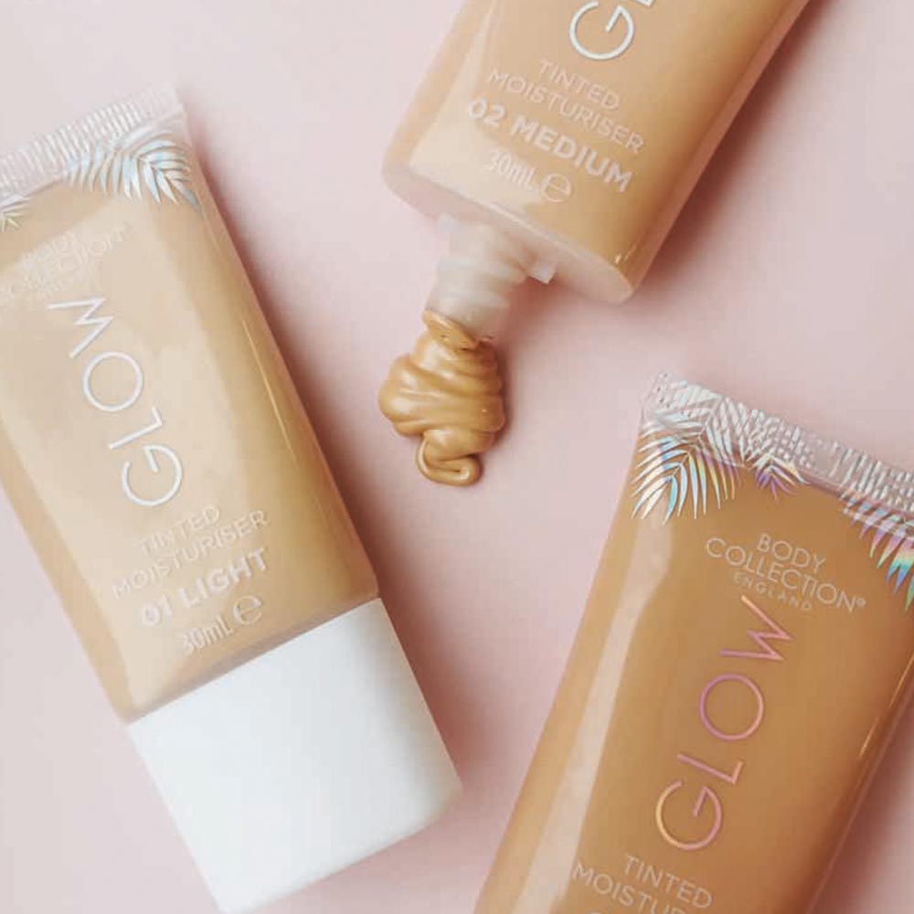Body Collection Glow Tinted Moisturiser Light Wilko