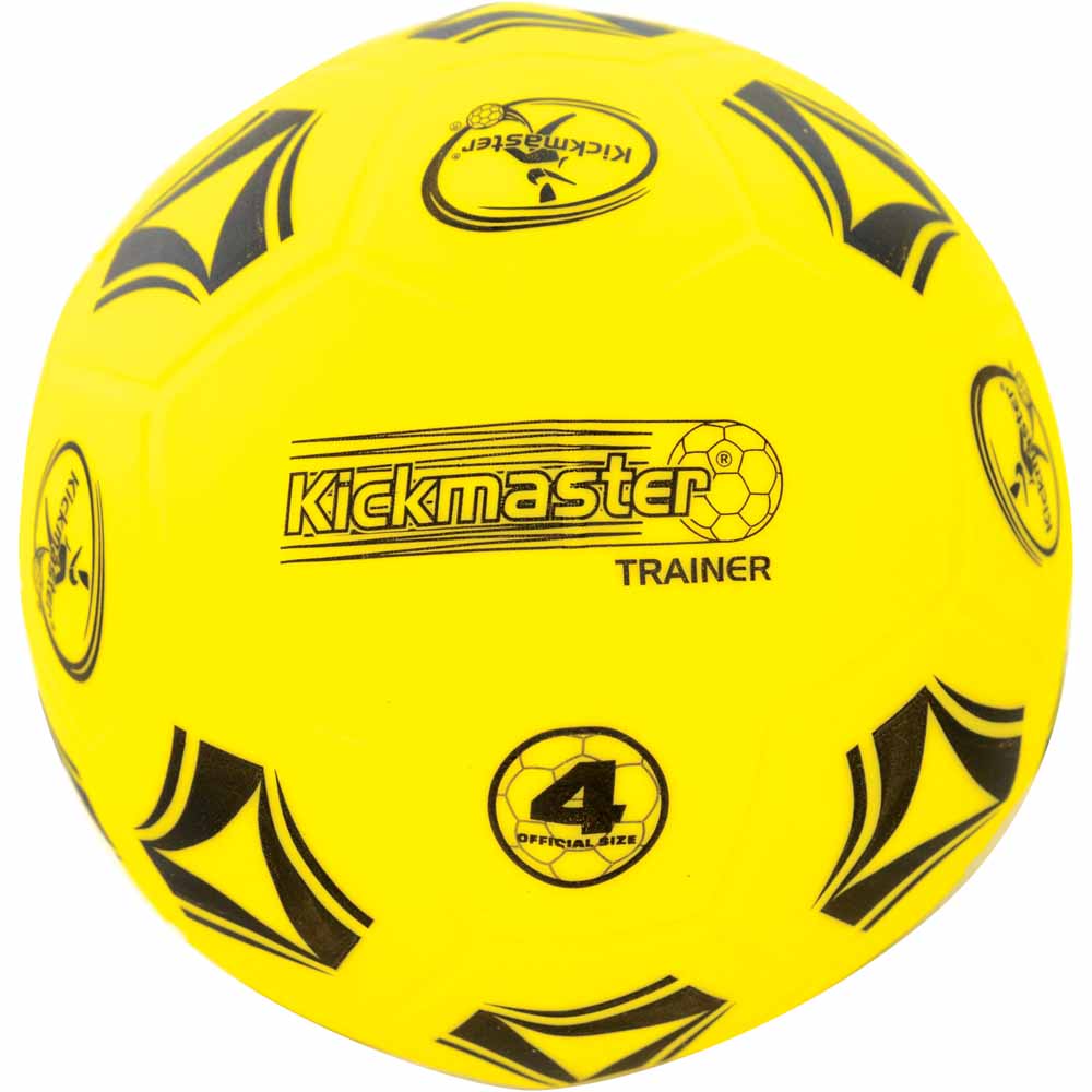 Kickmaster Ultimate Football Challenge Image 13