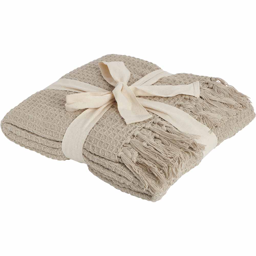 Wilko Cotton Throw With Tassles 130 x 170cm Wilko