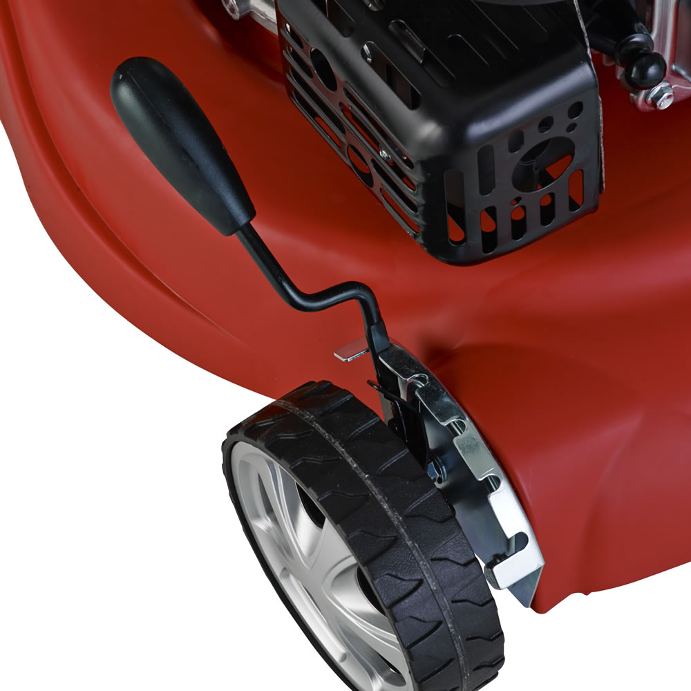 Wilko Petrol Lawnmower 118cc Image 6