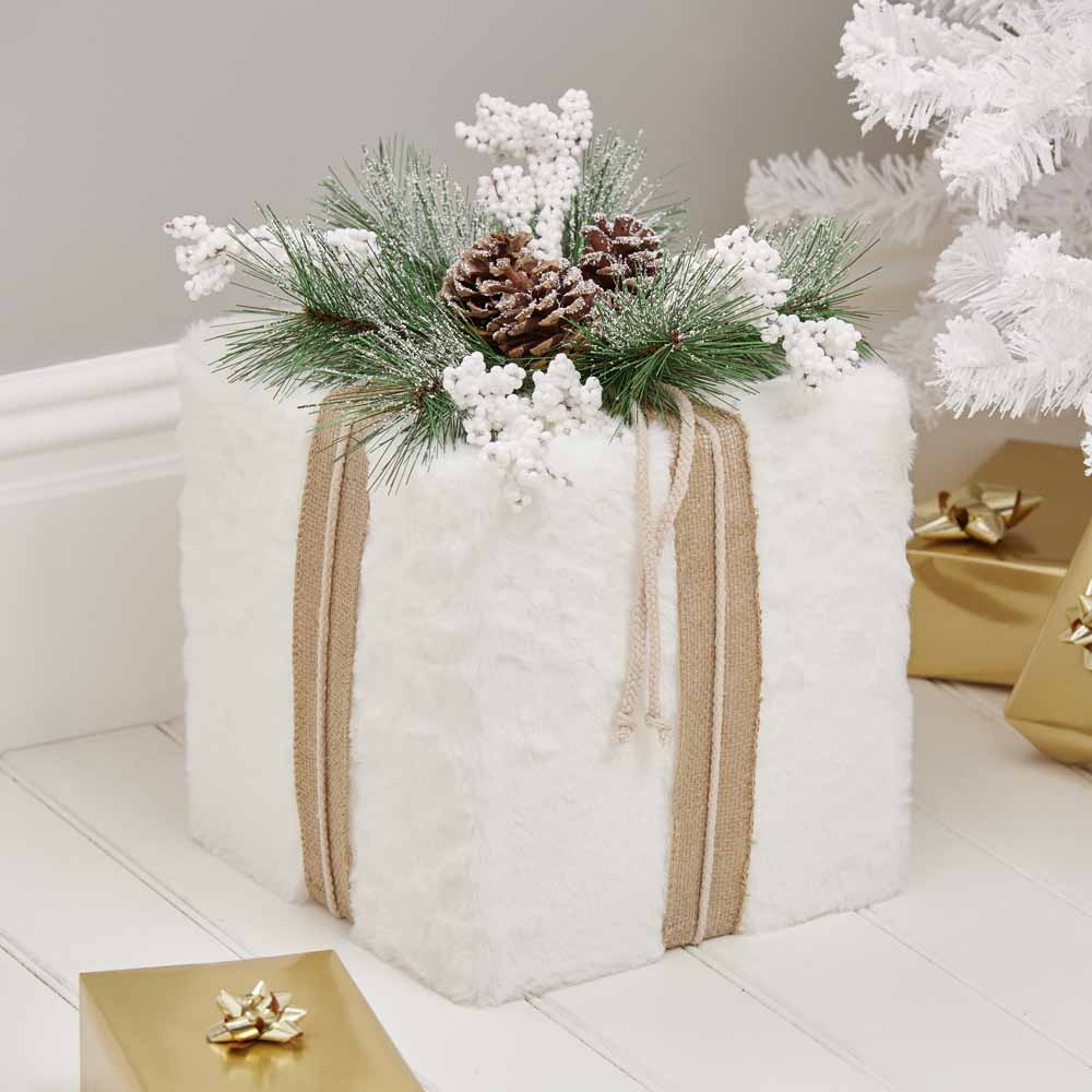 Wilko Gold Silver Faux Fur Small Gift Box Christmas Ornament Image