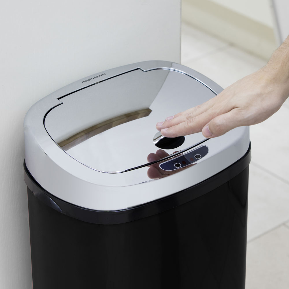 Morphy Richards Black Chroma Sensor Bin 42L Image 6