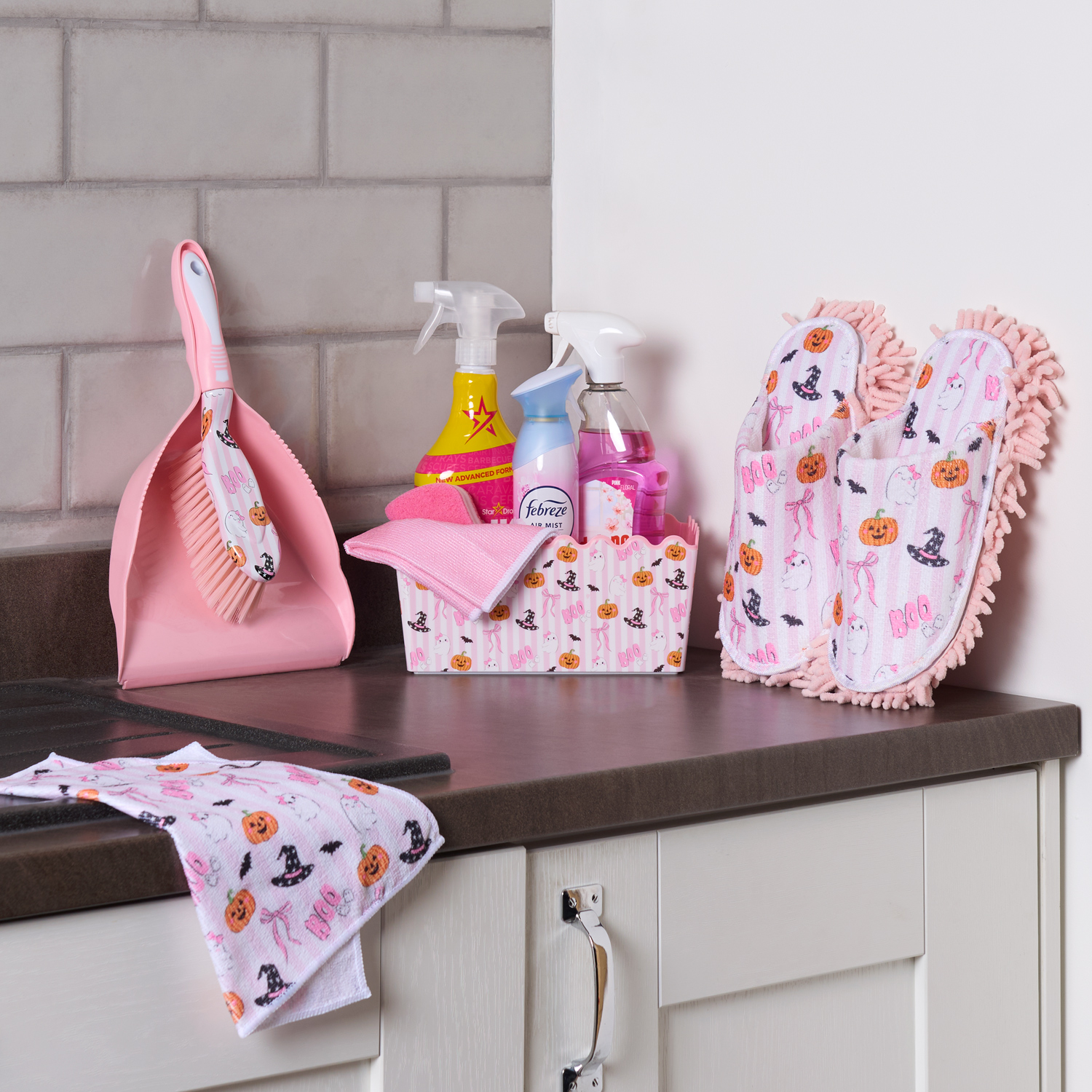 Pack of 5 Halloween Microfibre Cloths Pink Image 2