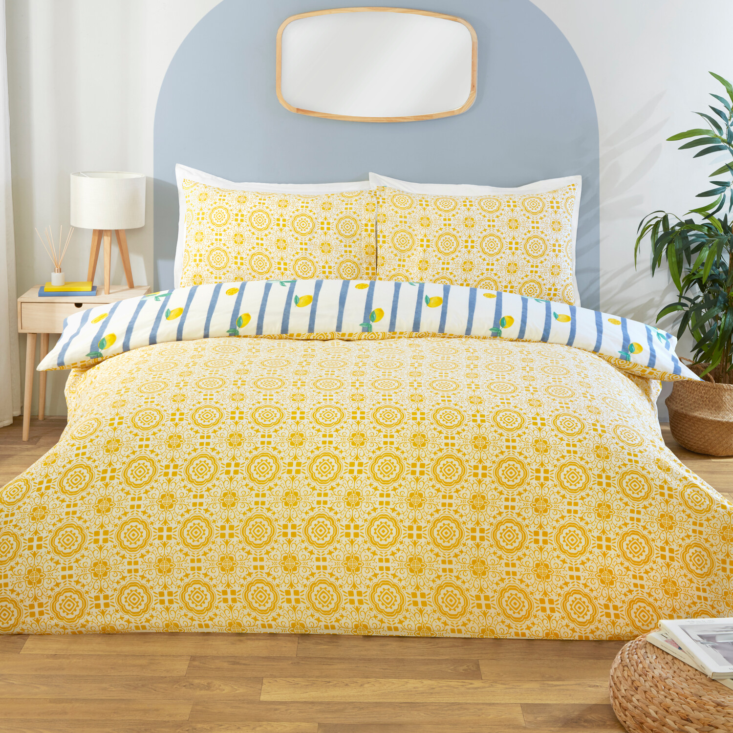 Sorrento Duvet Set Yellow Superking Image 2