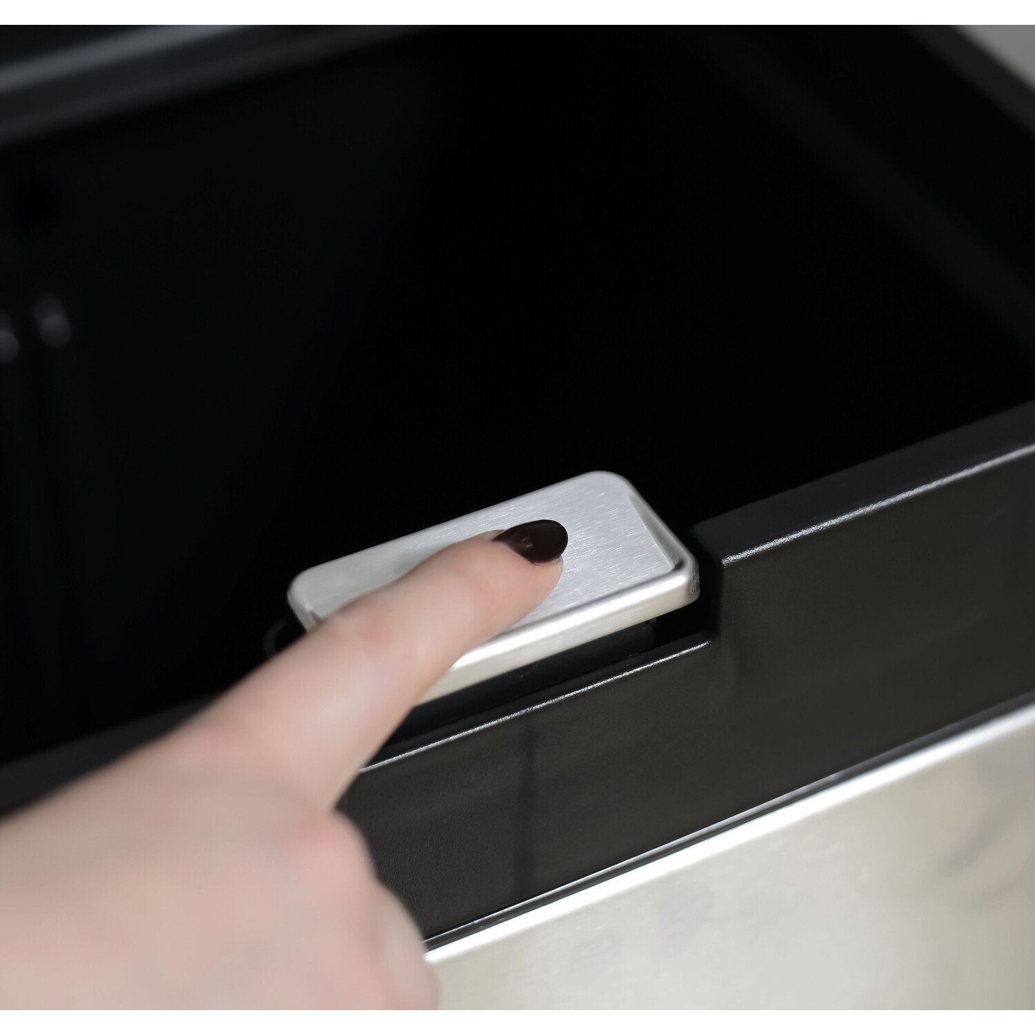 Chrome Double Tier Push Top Recycle Bin 34L Image 5