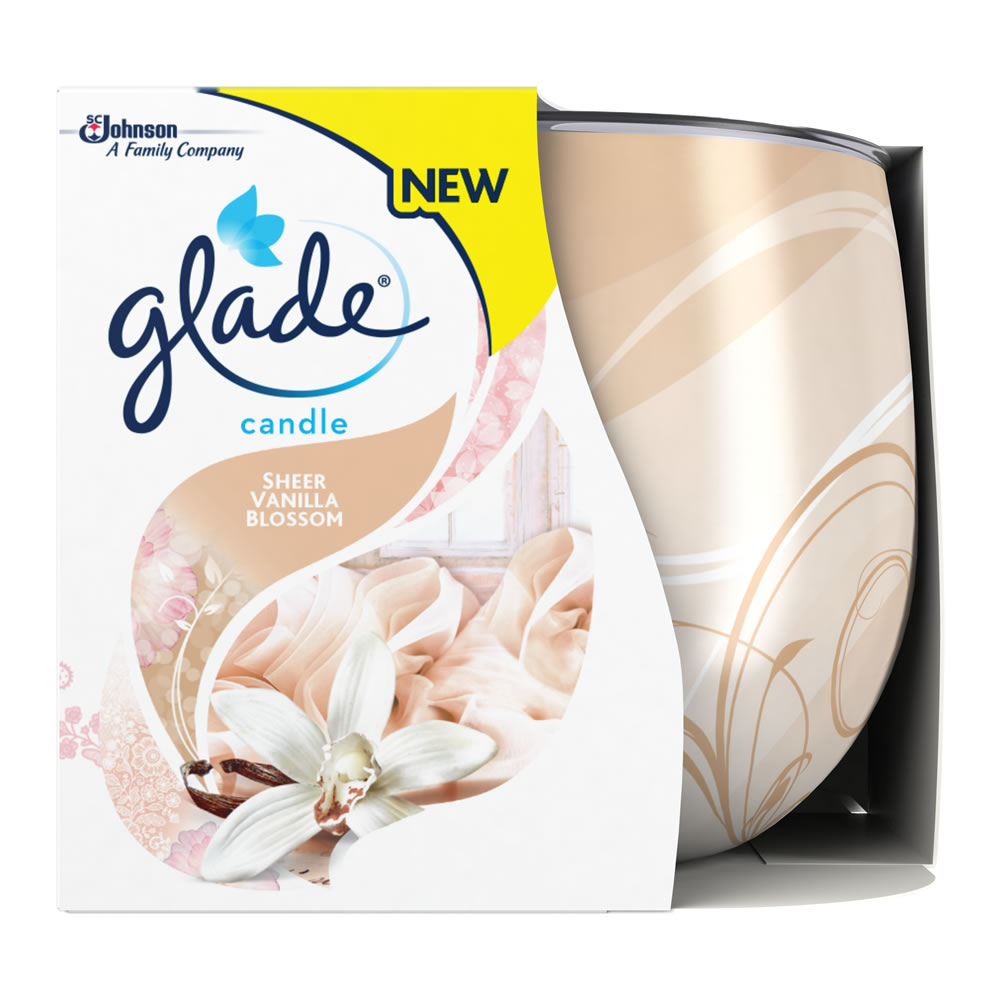 Glade Sheer Vanilla Blossom Scented Candle Image