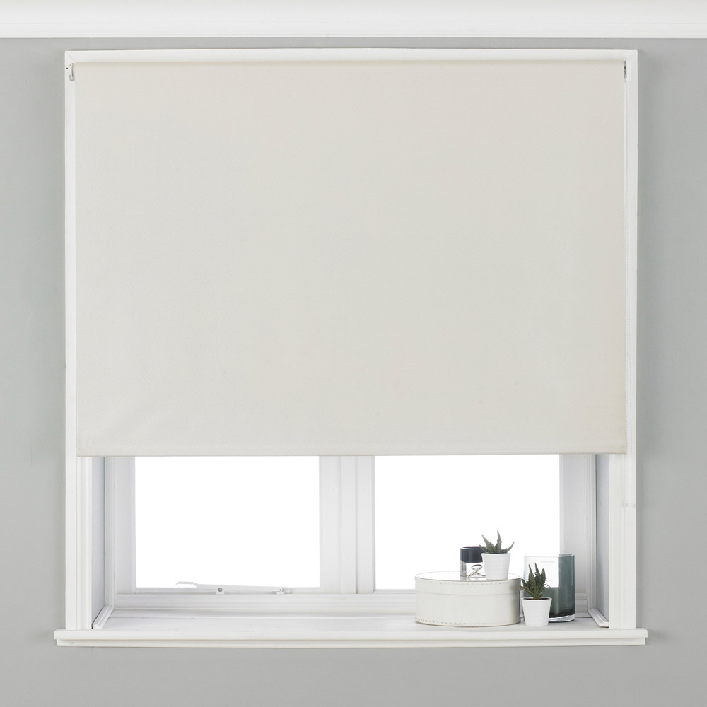 Riva Home Twilight Thermal Blackout Roller Blind Ivory 91cm Image 1