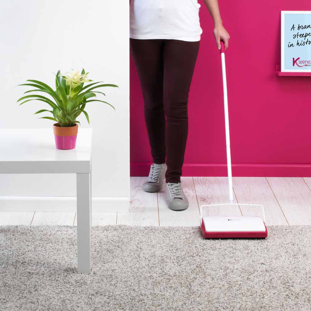 Kleeneze Three-Brush Carpet Sweeper Image 9