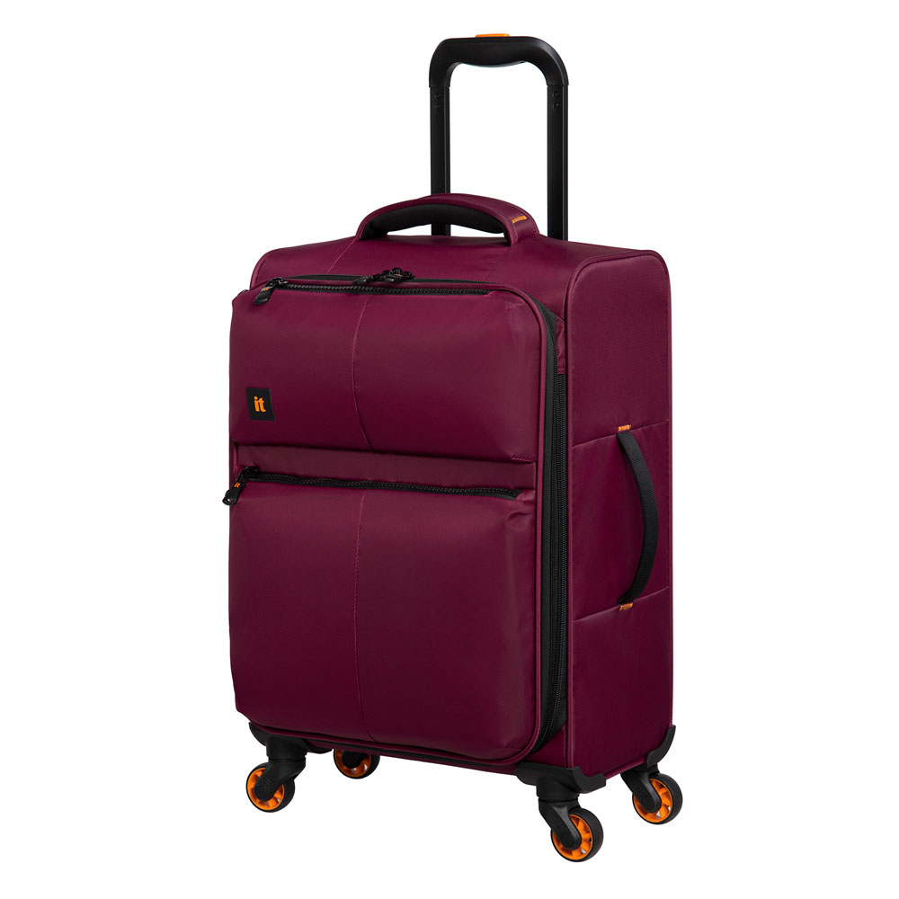 it luggage Lykke Red 4 Wheel 55cm Soft Case Image 1