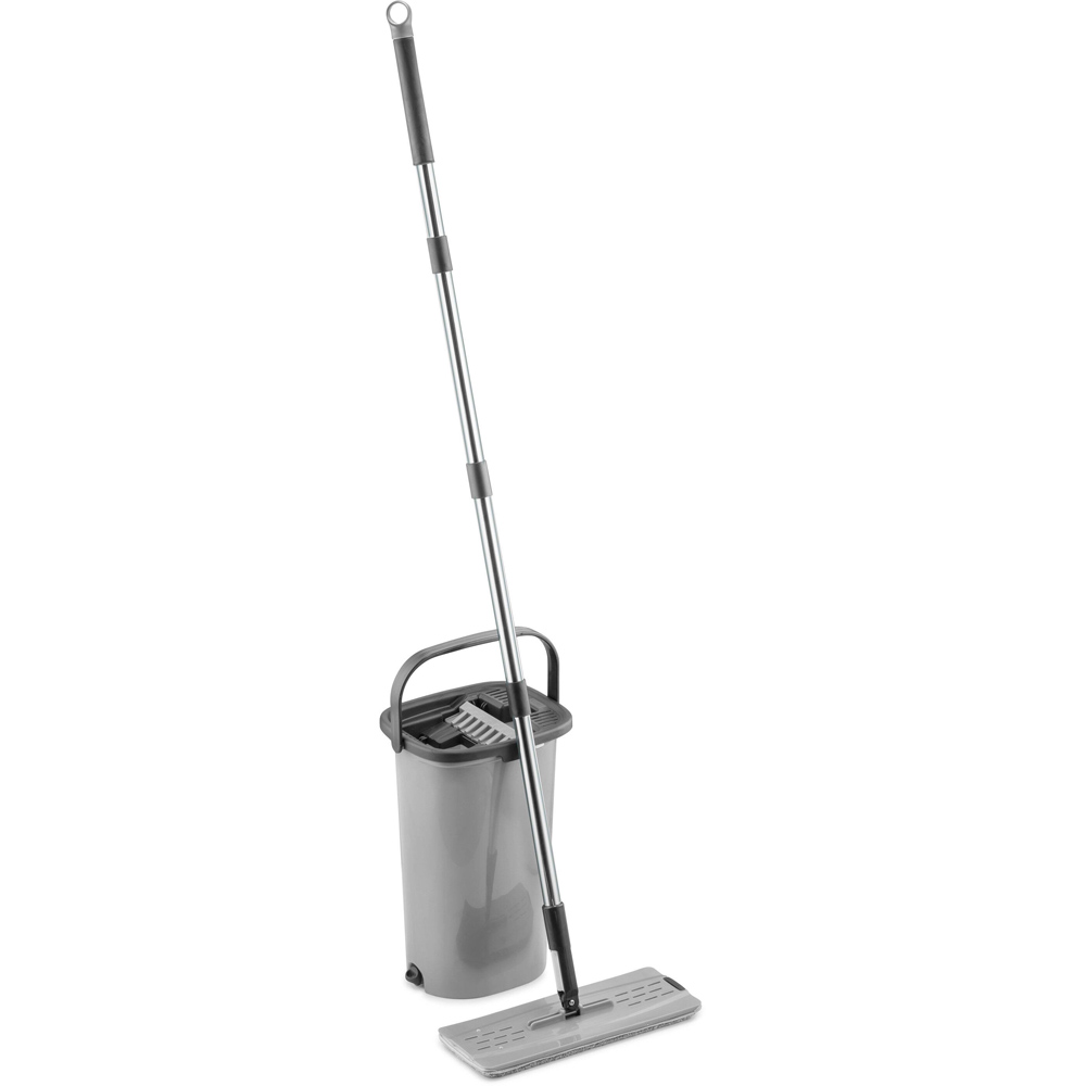 OurHouse Essentials Flat Mop Image 1