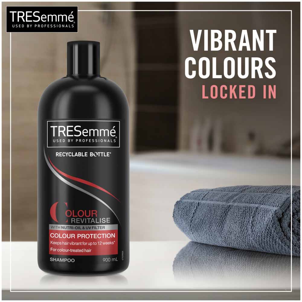 TREsemme Colour Revitalising Shampoo 900ml Image 4