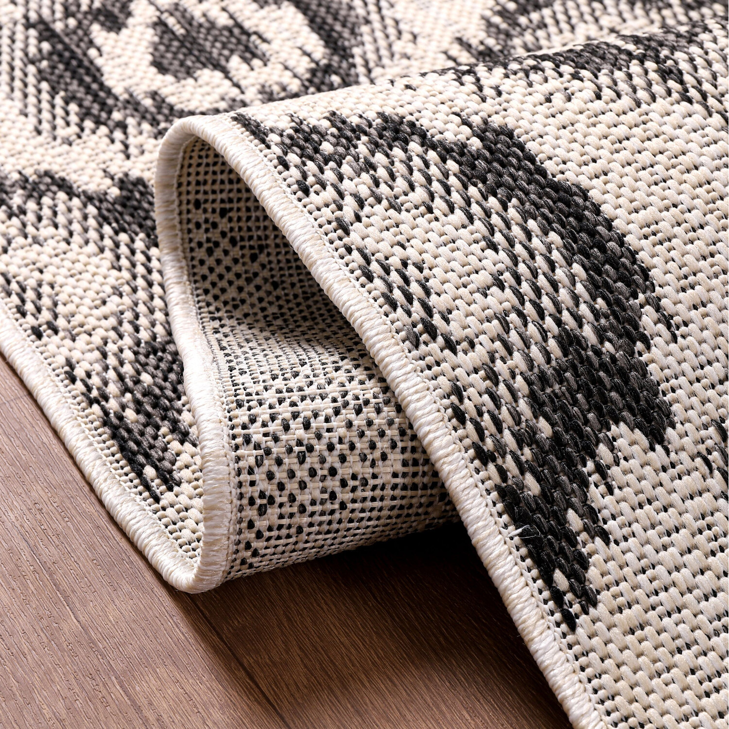 Scandi Feather Geometric Rug  - Black and Neutral / 120cm Image 3