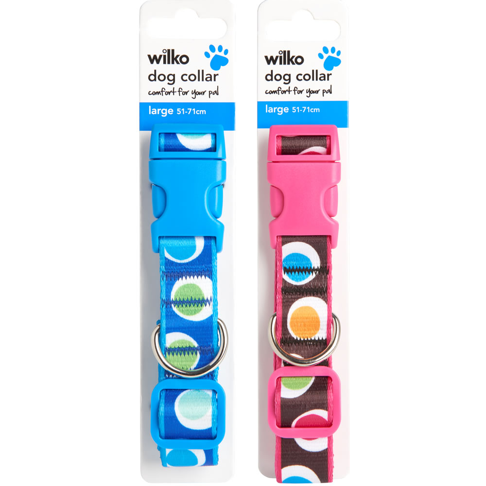 Single Wilko Large Spotty Dog Collar 51-71cm in Assorted styles Image 1