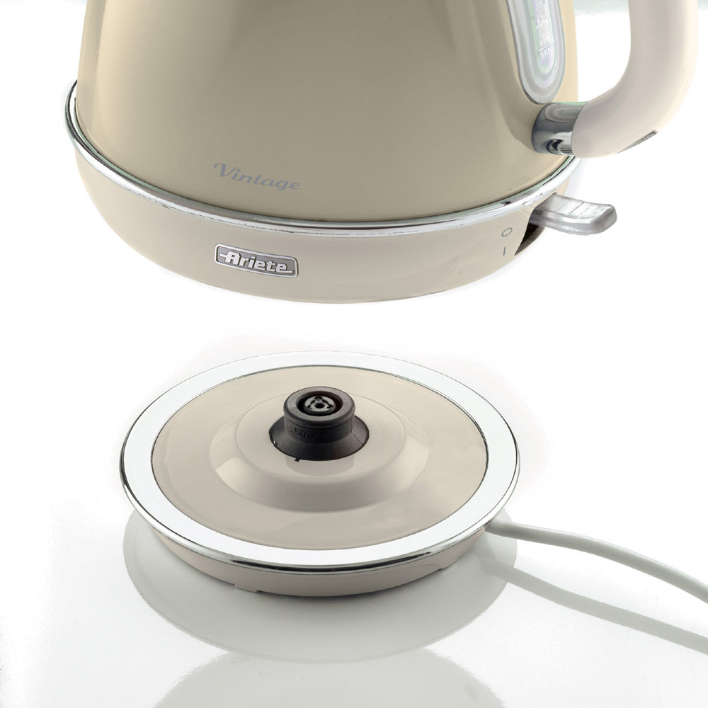 Ariete AR6903 Cream Vintage Kettle 1.7L Image 2