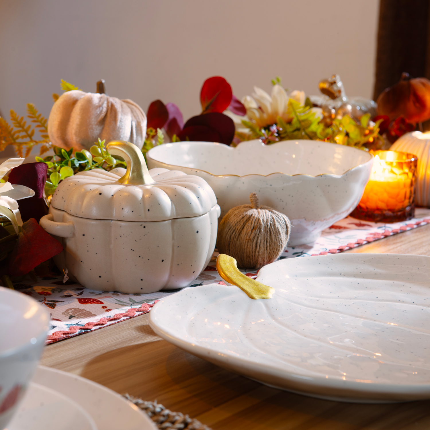 Small Pumpkin Serving Bowl Image 2