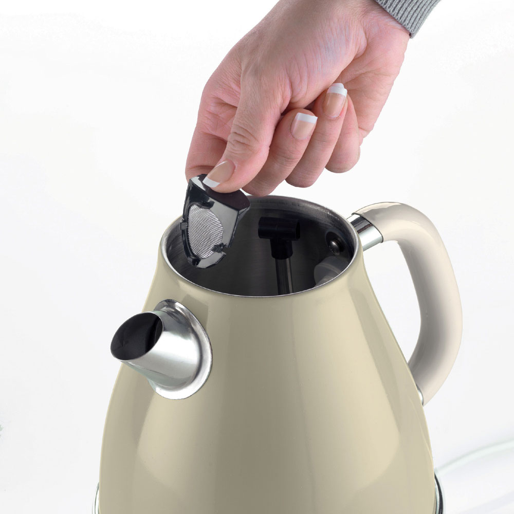 Ariete AR6903 Cream Vintage Kettle 1.7L Image 3